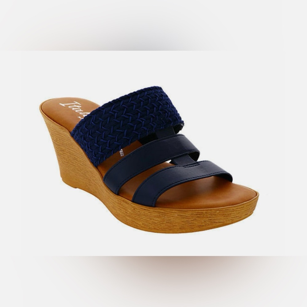 NWOT Italiana Mandii wedge women’s 7 slip on navy blue sandals